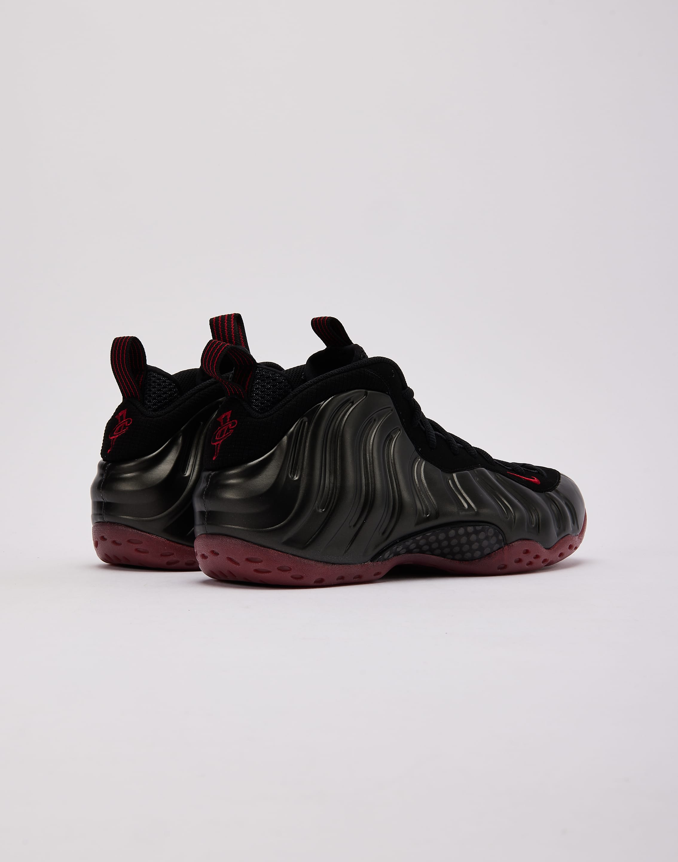 Nike Air Foamposite One 'Black and Varsity Red'