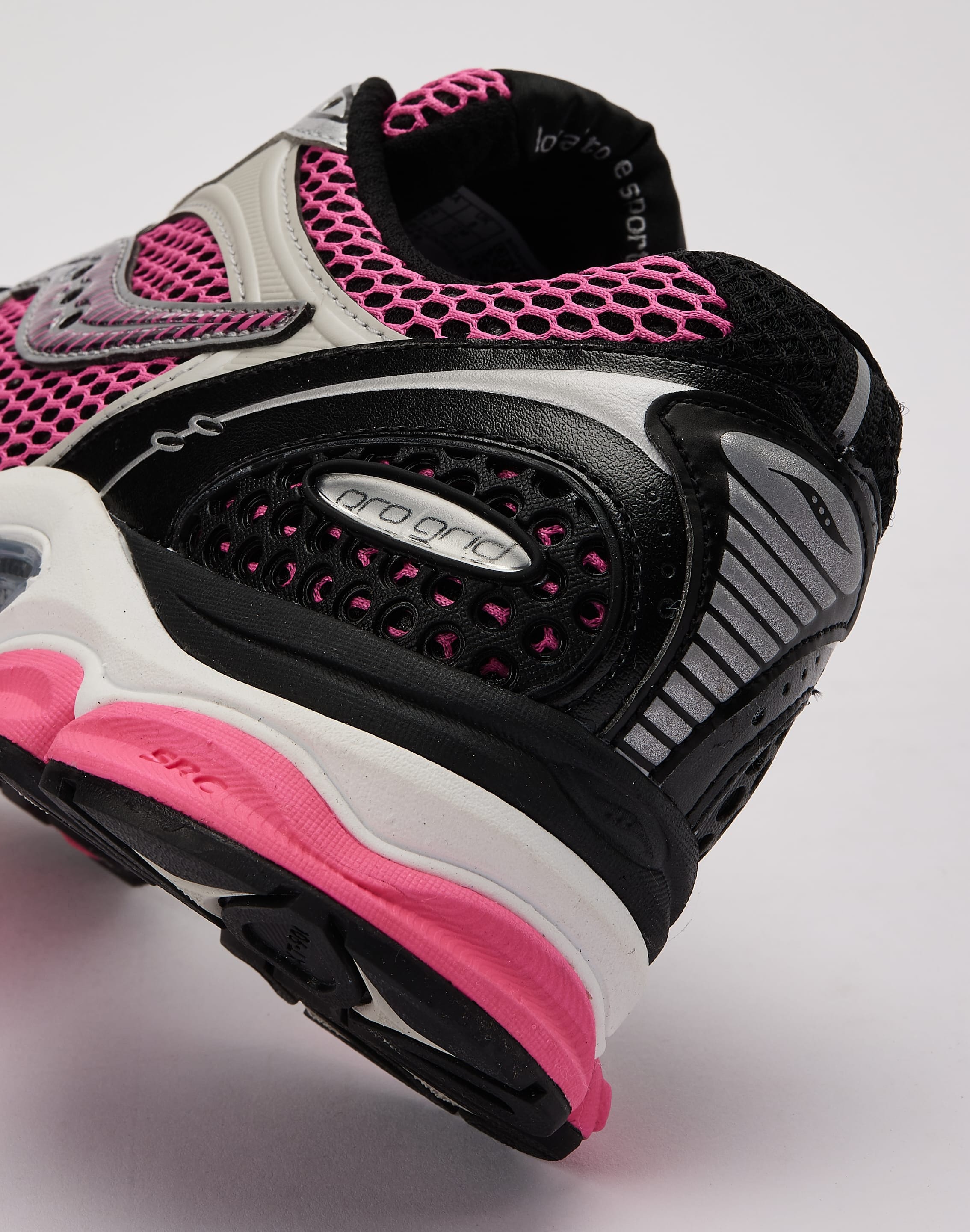 Saucony ProGrid Triumph 4