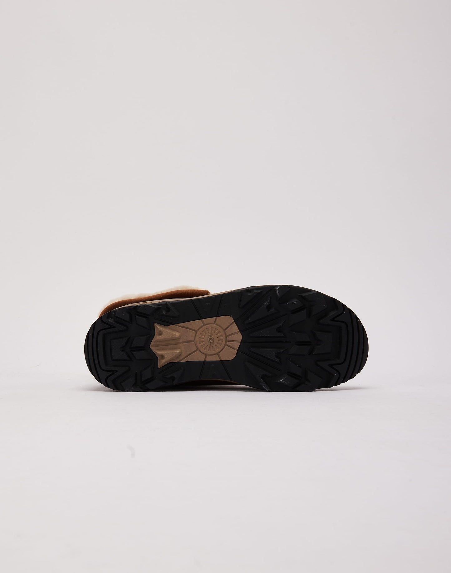 UGG Adirondack Boot XXV Grade-School